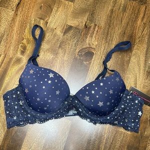 🆕 NWT NO BOUNDARIES T-SHIRT BRA 34A